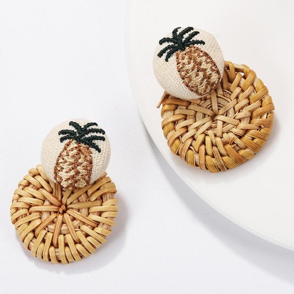 ALOHA BEACHES DROP EARRINGS - Picture 3 of 3